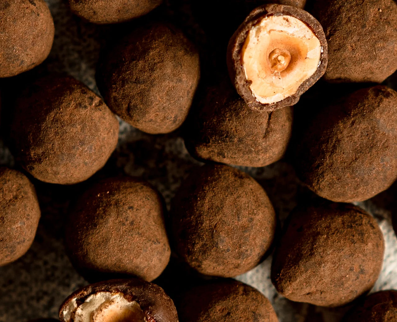 Classic Hazelnut Dragées 54%