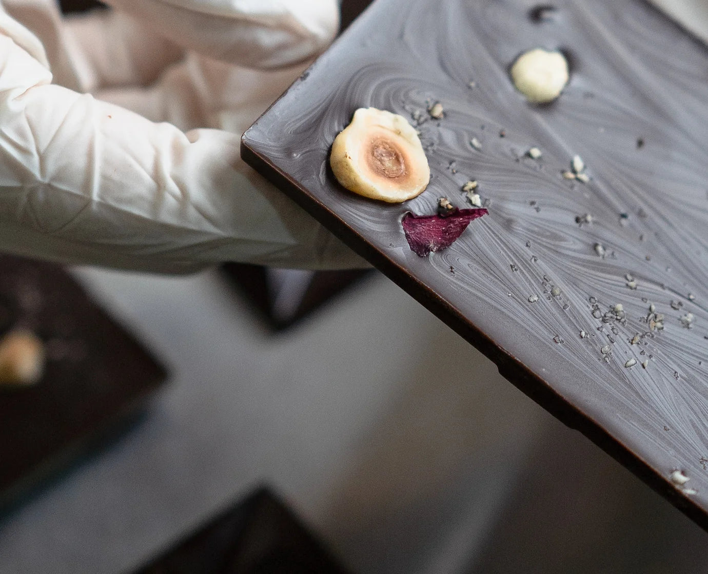 Rose & Hazelnut Dark Chocolate 50% Cavasachocolates